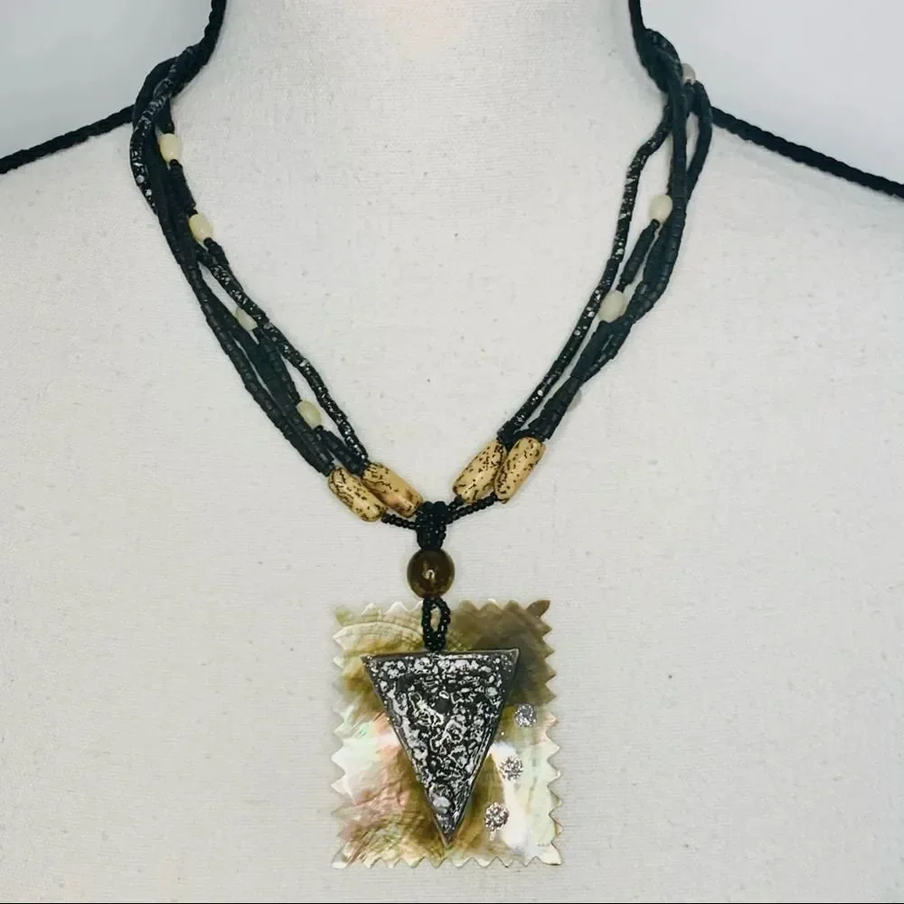 Shell Necklace and‎ Earrings Set NWOT
